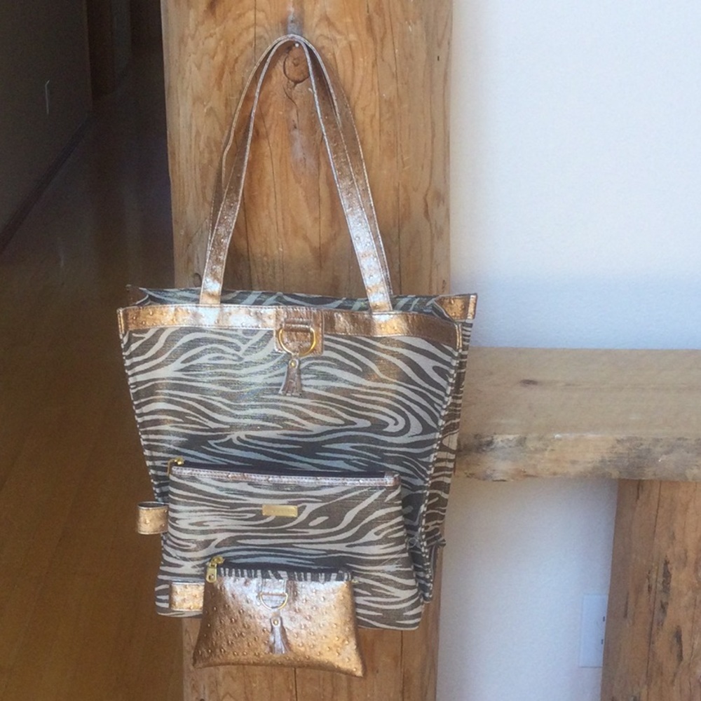 NWOT Modella Tote and Cosmetic Bags Brown/ Gold